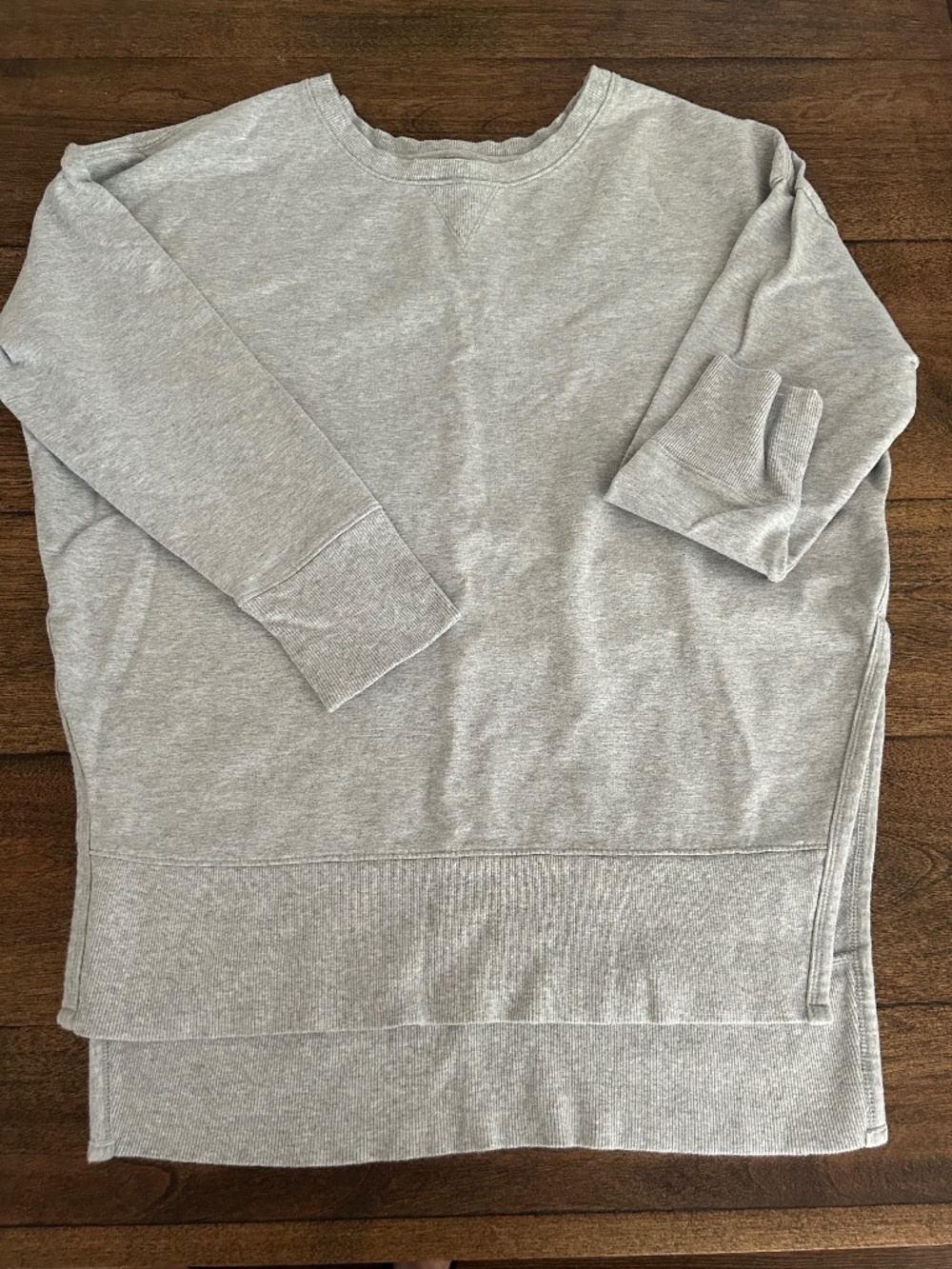 Stylist casual sweatshirt